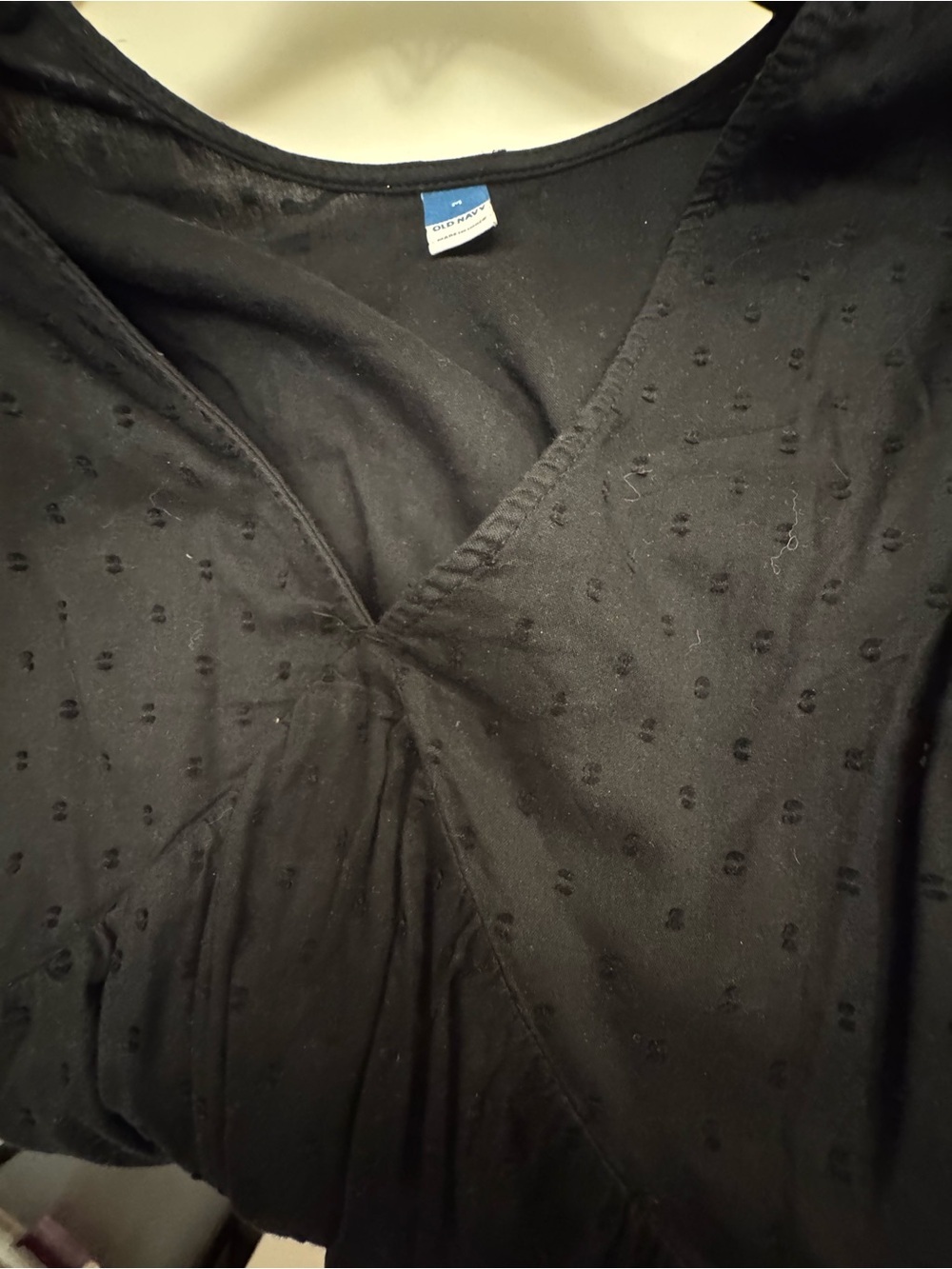 Old Navy Black Top with Branded Neck Tag - Picture 5 of 6